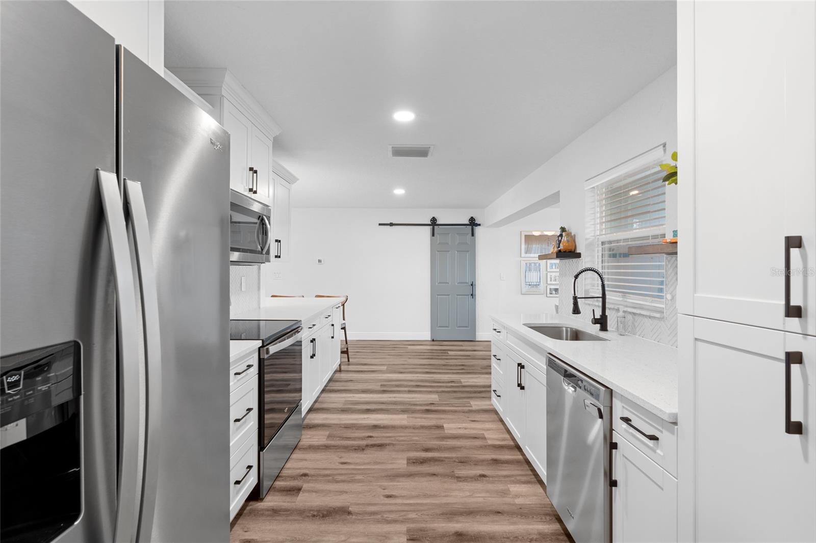 Image 13 of 38 For 3229 Parkway Place