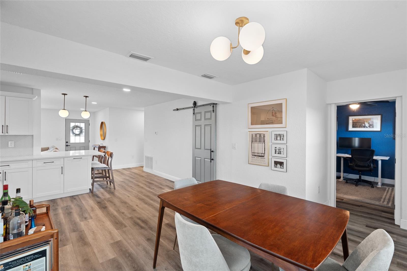 Image 15 of 38 For 3229 Parkway Place