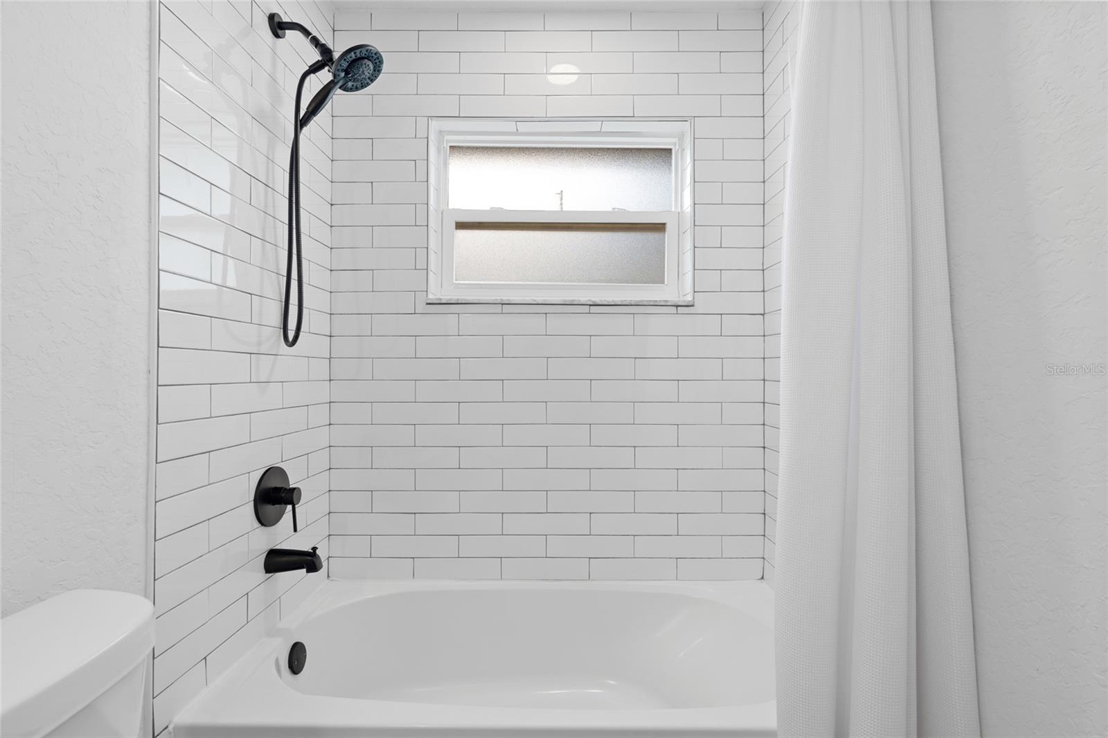 Image 25 of 38 For 3229 Parkway Place