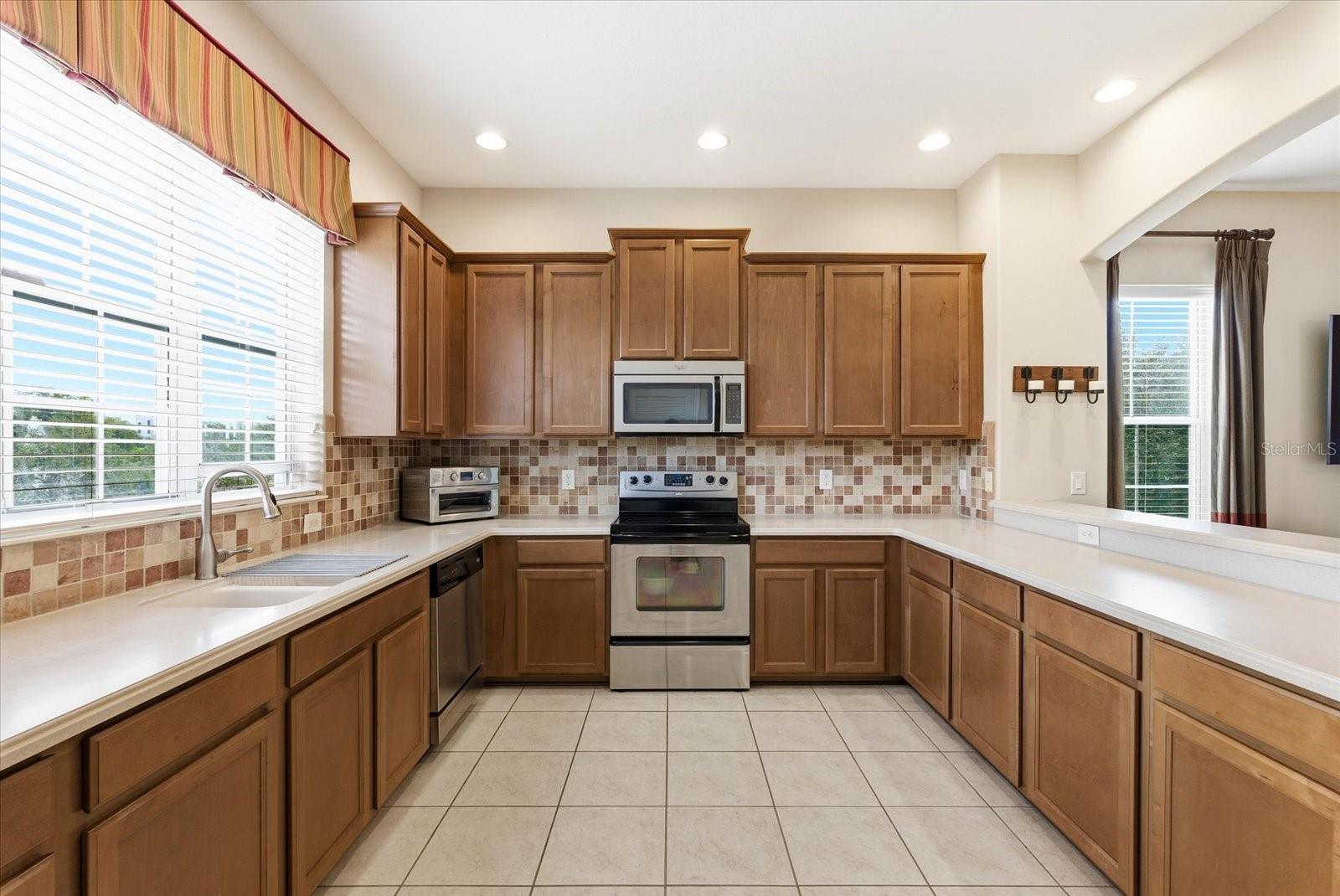 Image 10 of 29 For 964 Sombra Street