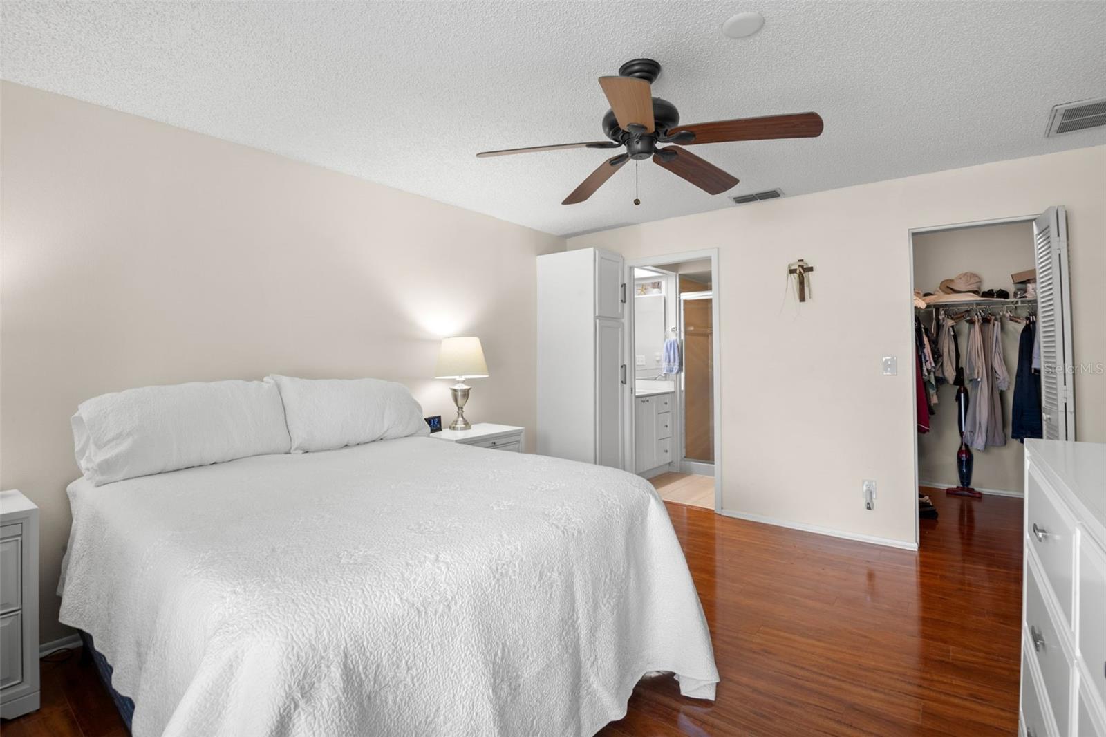 Image 22 of 81 For 3497 Woodmont Way