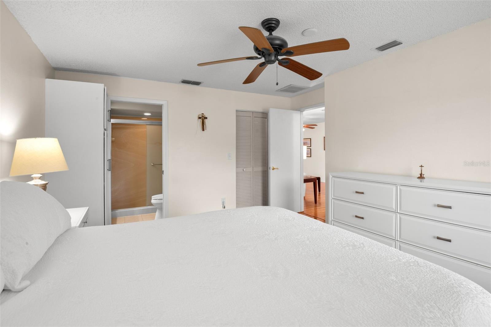 Image 24 of 81 For 3497 Woodmont Way