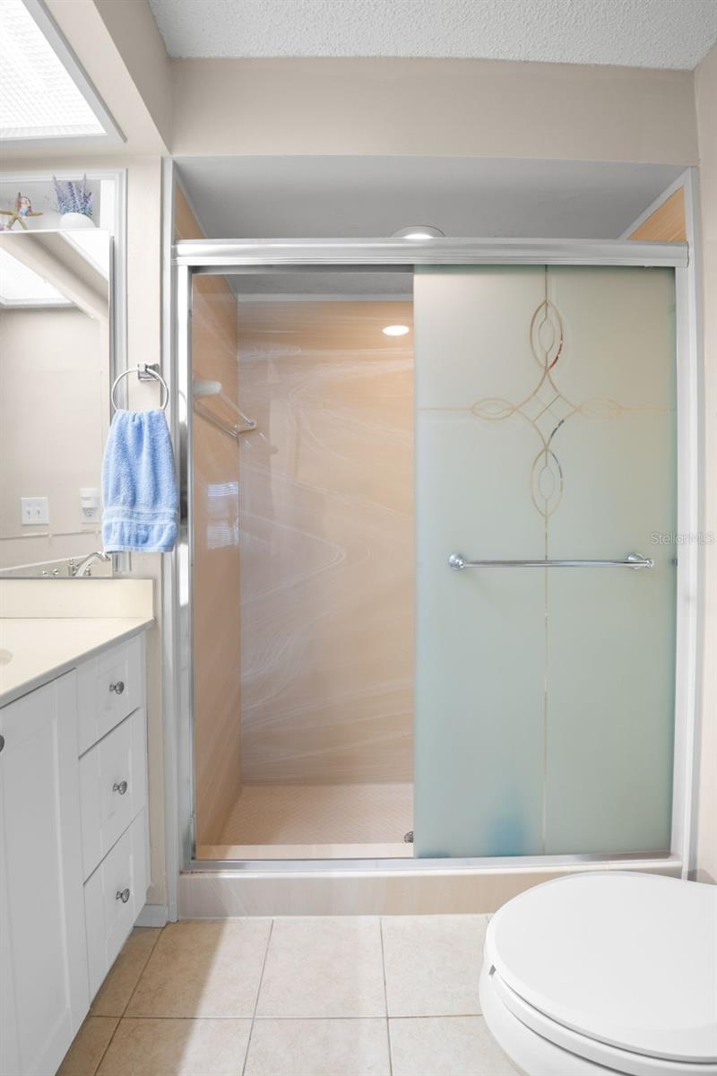 Image 27 of 81 For 3497 Woodmont Way