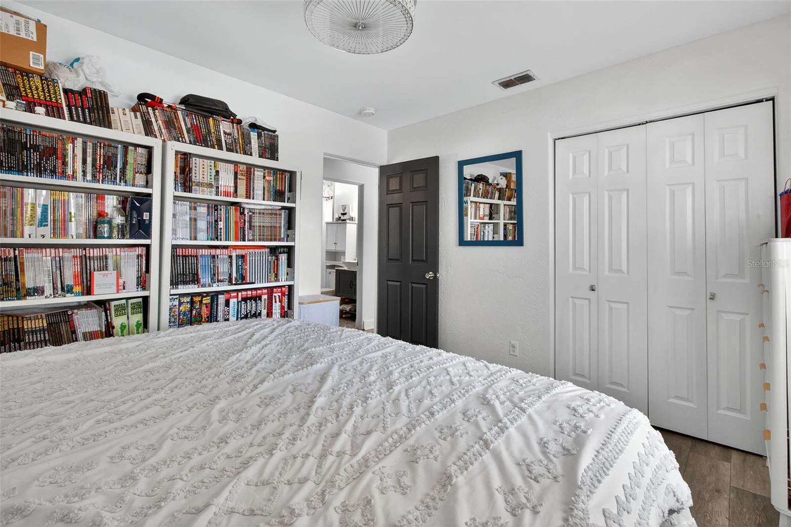 Image 15 of 39 For 4311 25th Avenue N