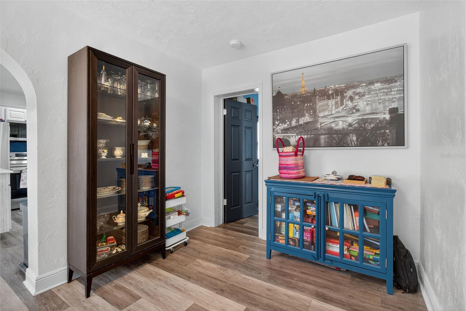 Image 19 of 39 For 4311 25th Avenue N