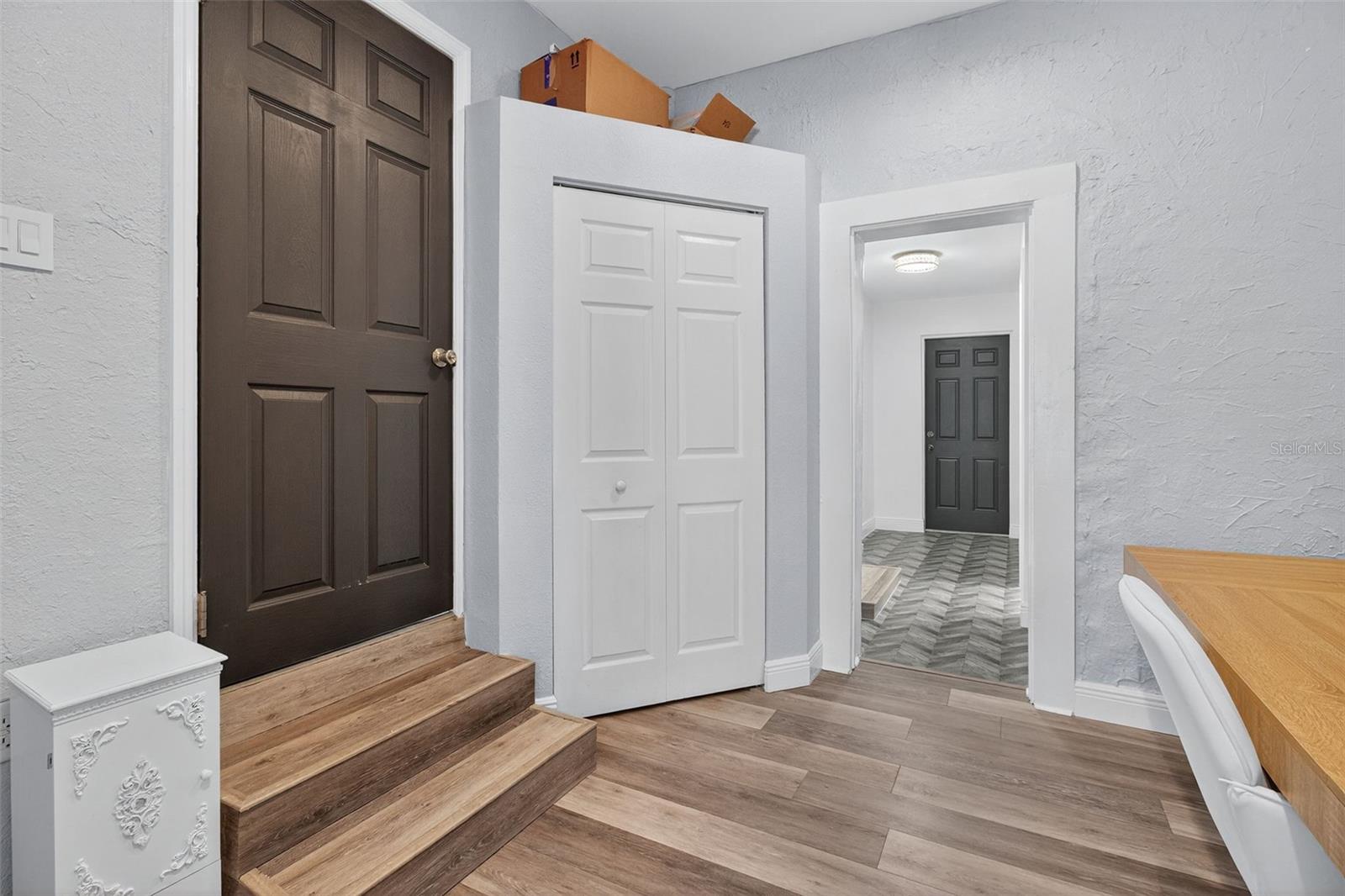 Image 26 of 39 For 4311 25th Avenue N