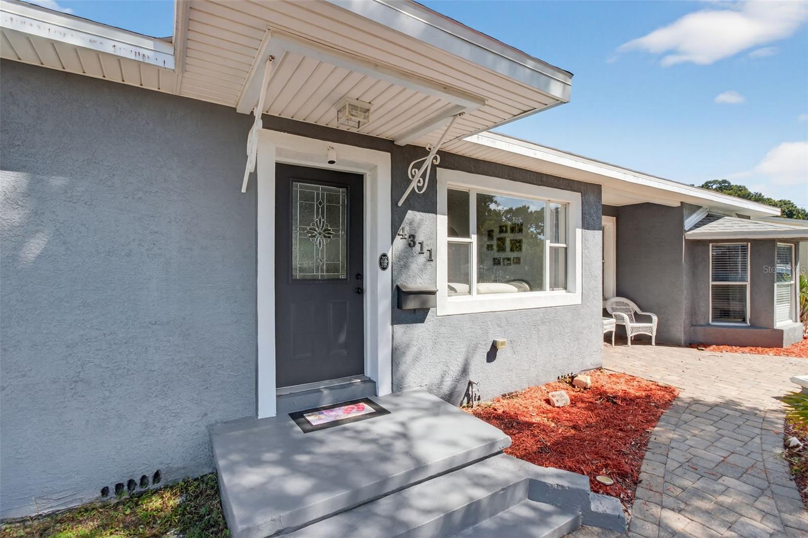 Image 4 of 39 For 4311 25th Avenue N