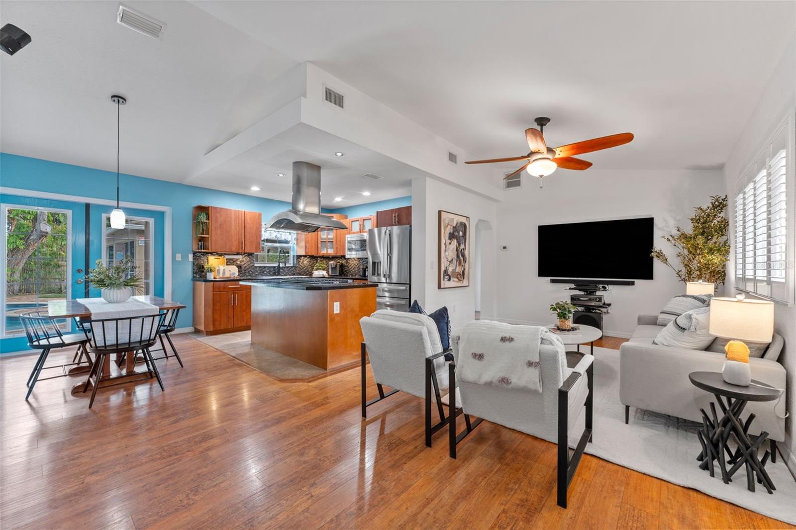 Image 5 of 34 For 1441 Santa Anna Drive