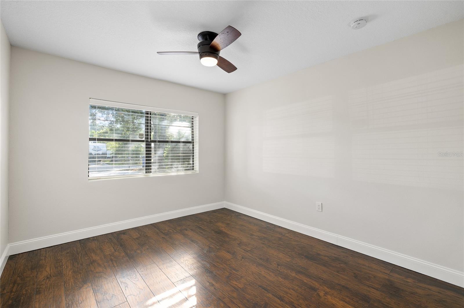 Image 16 of 29 For 11720 Edison Avenue