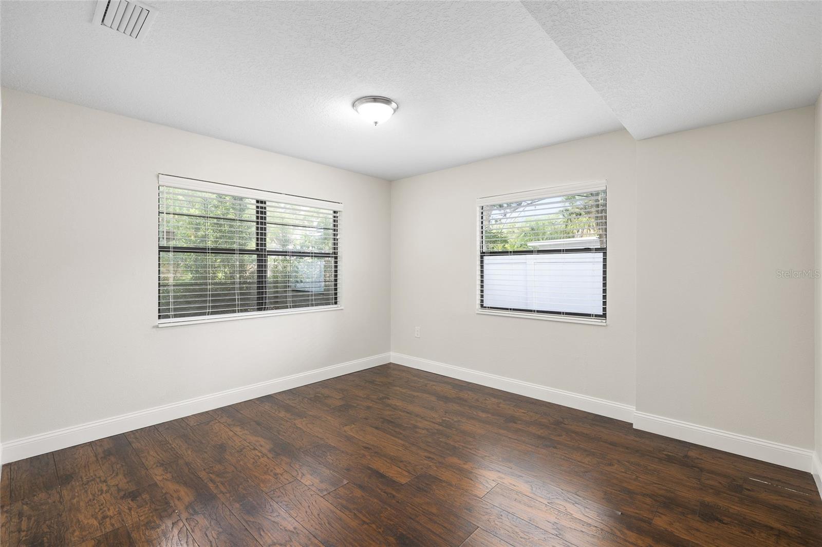 Image 17 of 29 For 11720 Edison Avenue