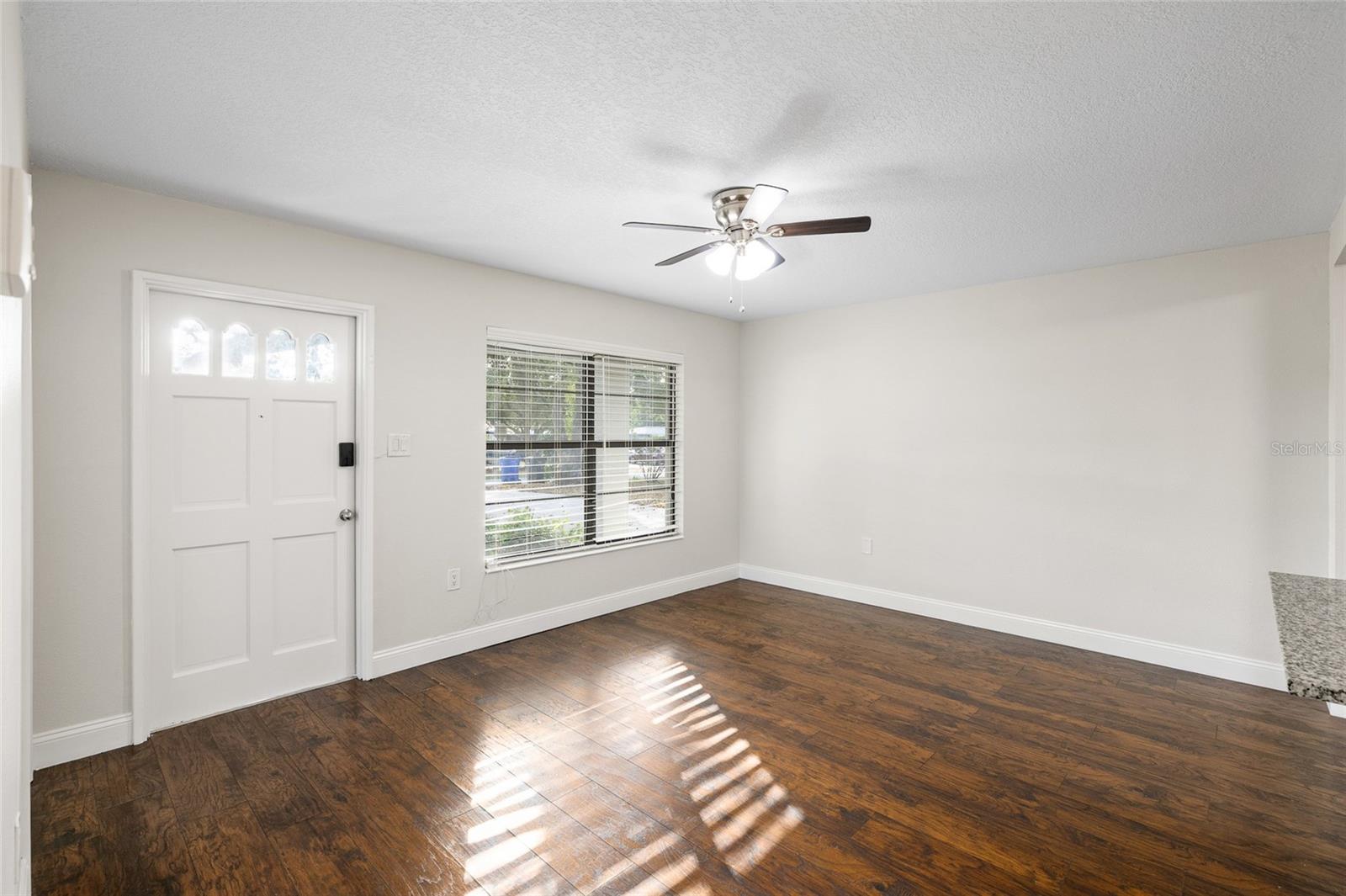 Image 5 of 29 For 11720 Edison Avenue