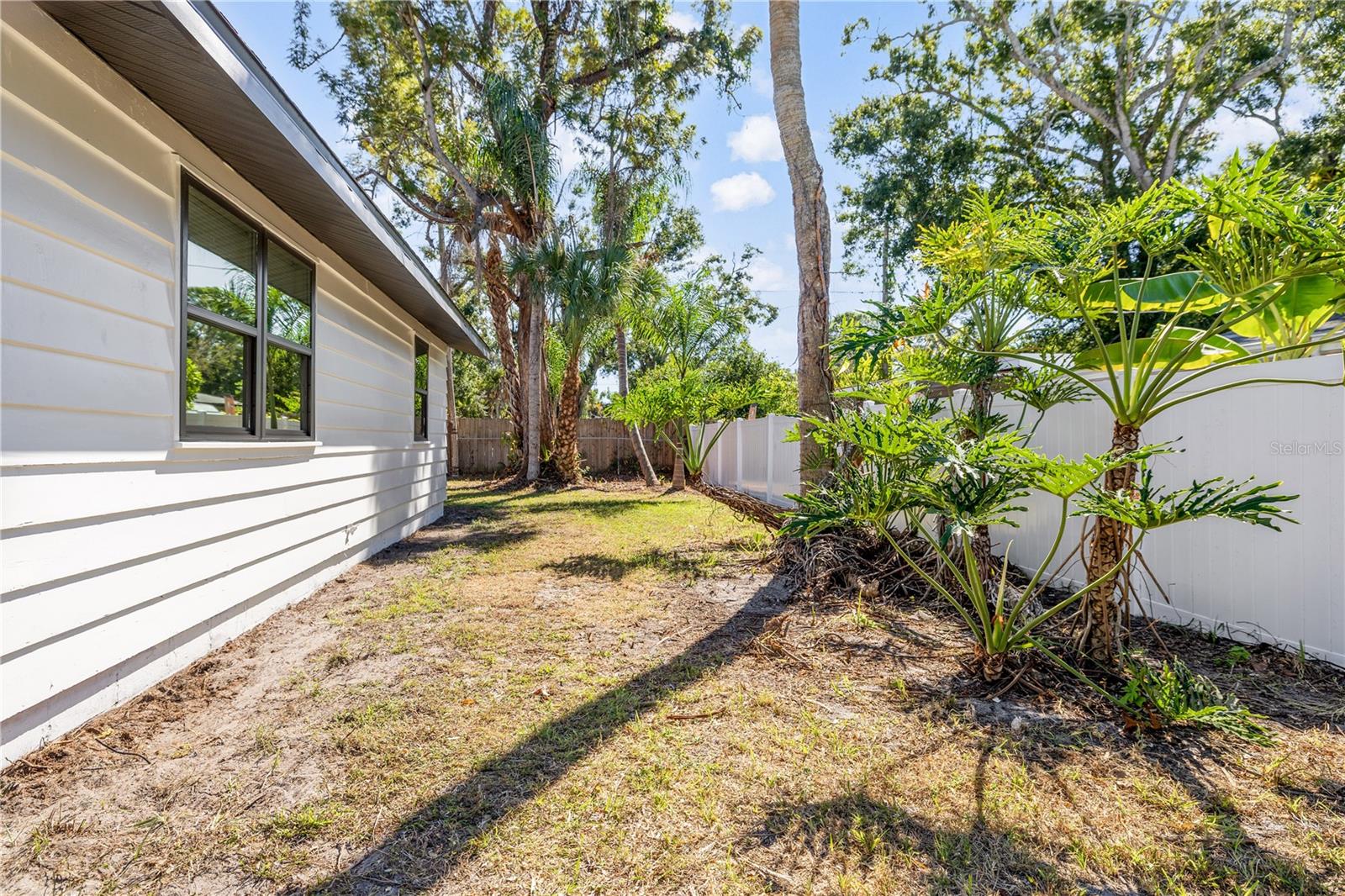 Image 20 of 27 For 1122 40th Street