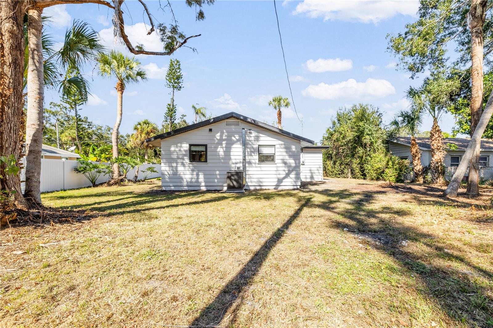 Image 23 of 27 For 1122 40th Street