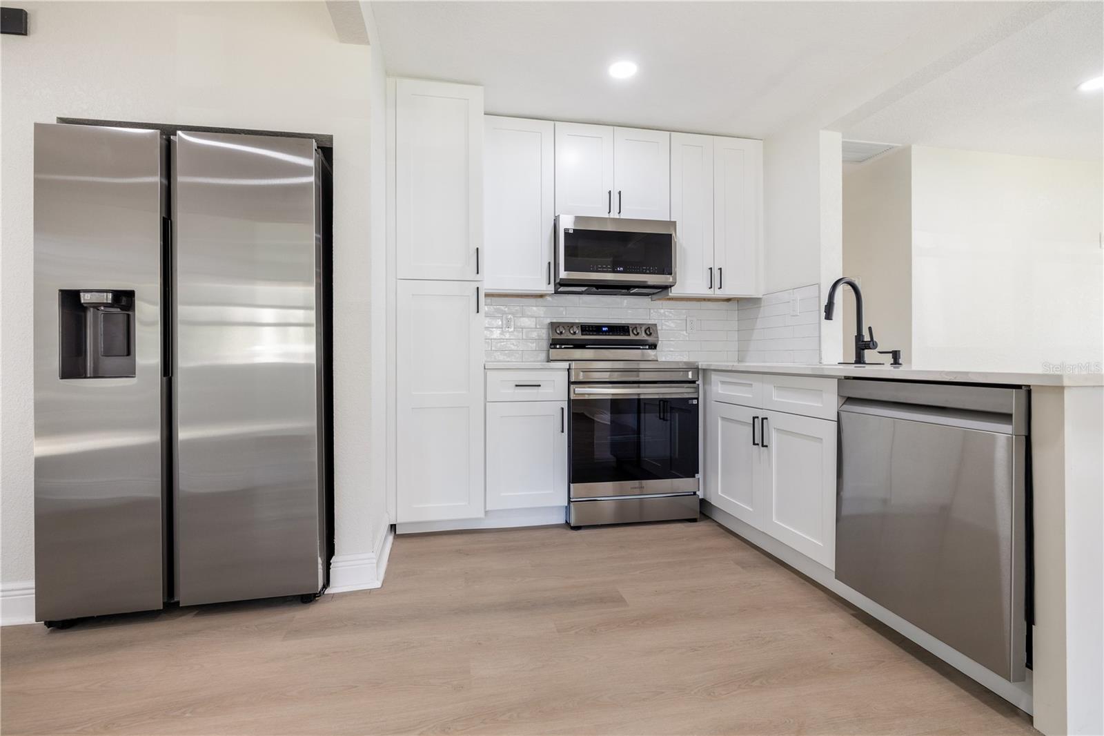 Image 5 of 27 For 1122 40th Street