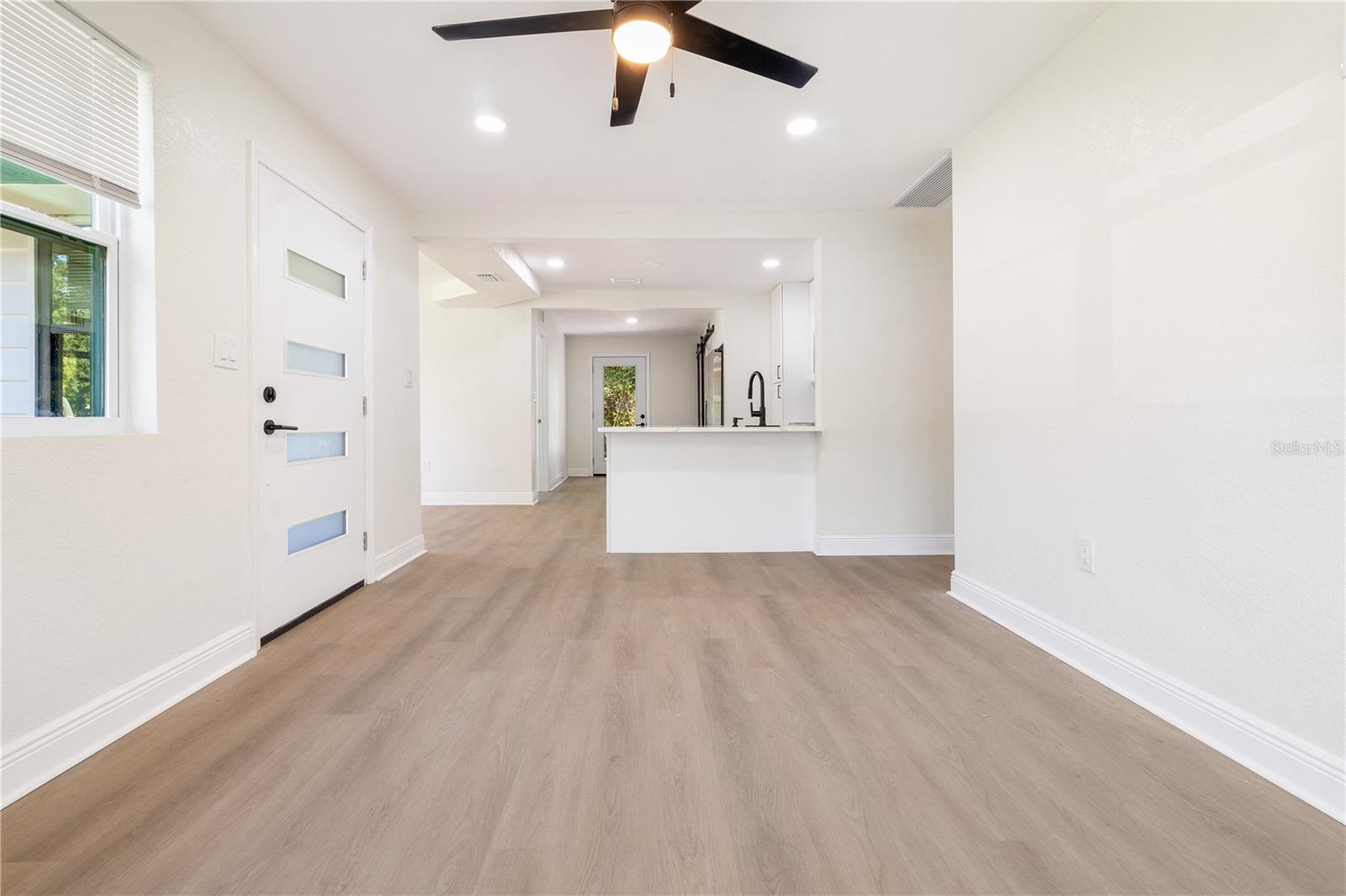 Image 6 of 27 For 1122 40th Street