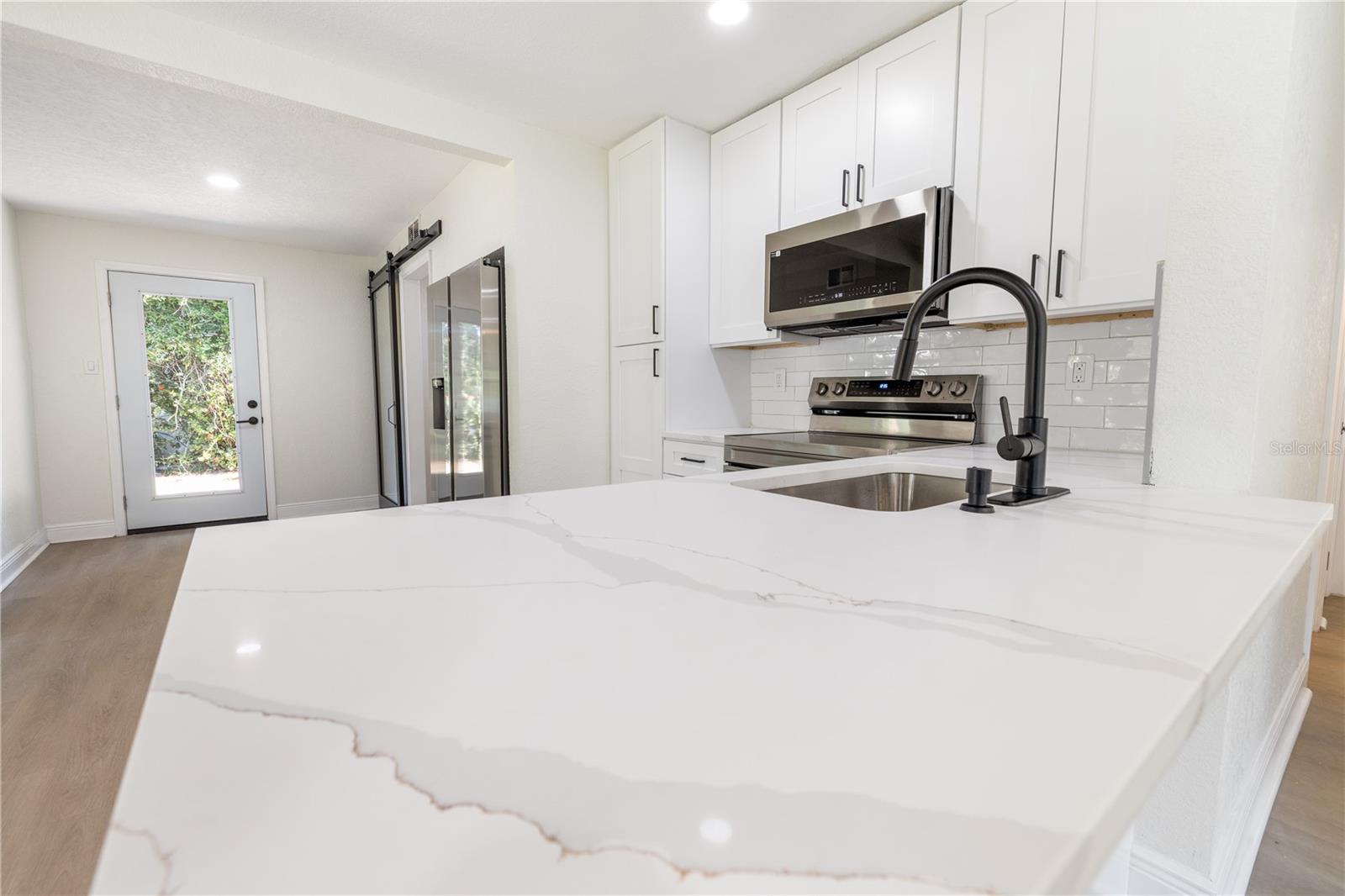 Image 7 of 27 For 1122 40th Street