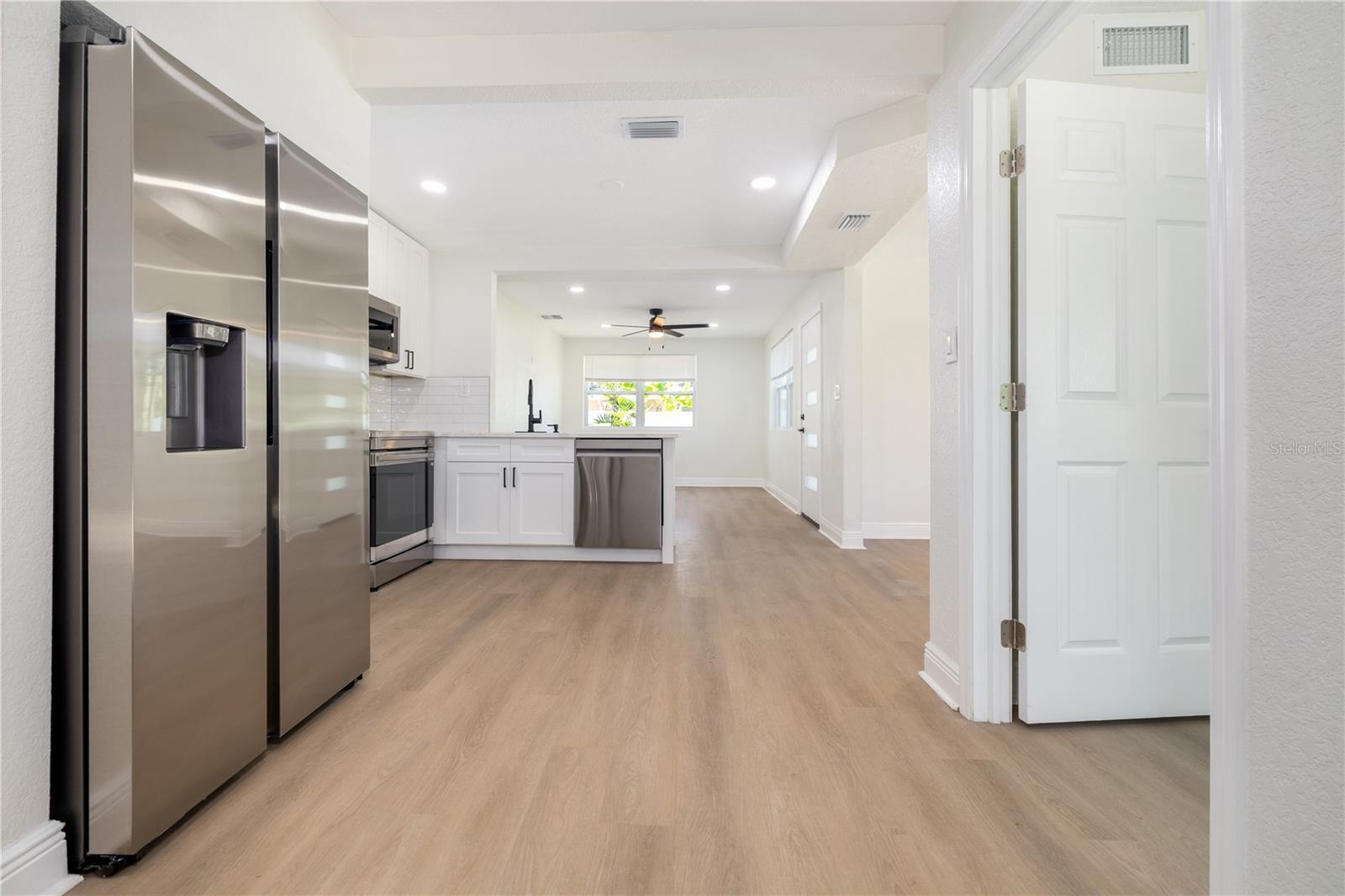 Image 8 of 27 For 1122 40th Street