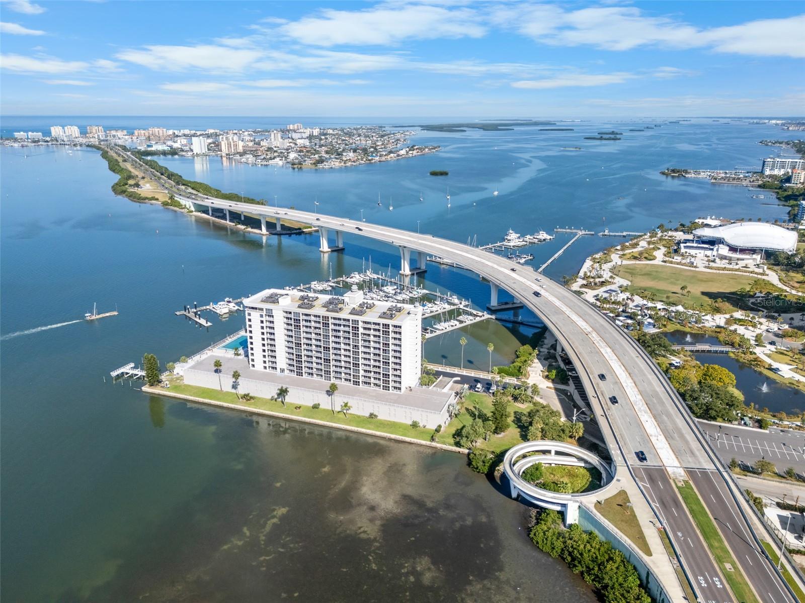 Image 25 of 45 For 100 Pierce Street 210