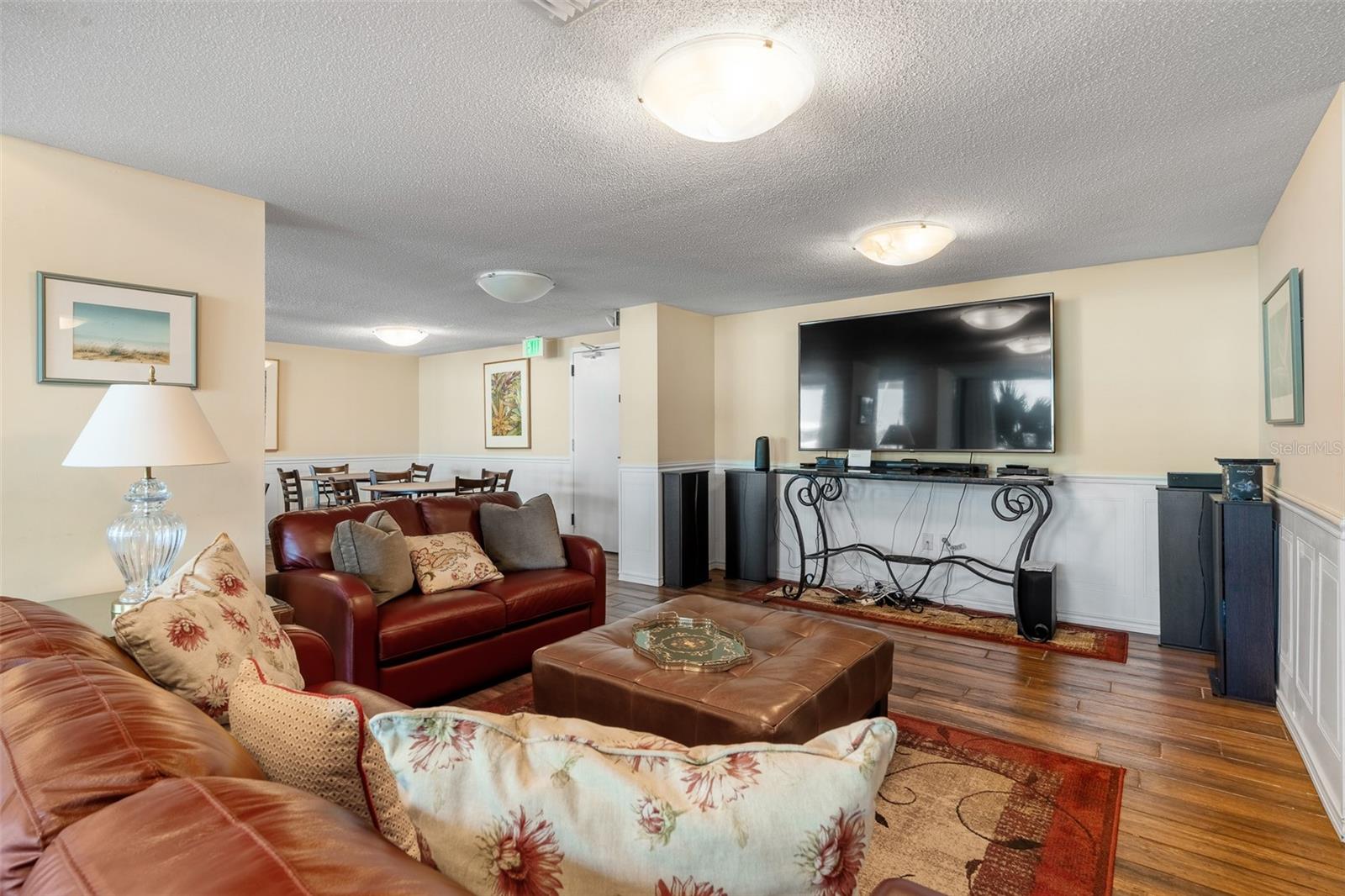 Image 28 of 45 For 100 Pierce Street 210