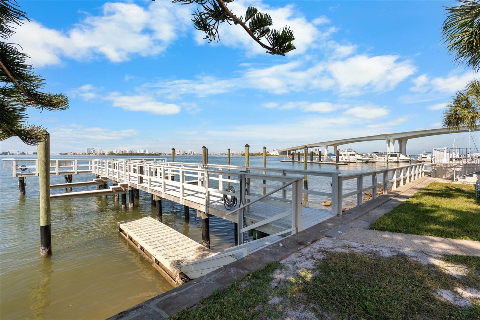 Image 33 of 45 For 100 Pierce Street 210