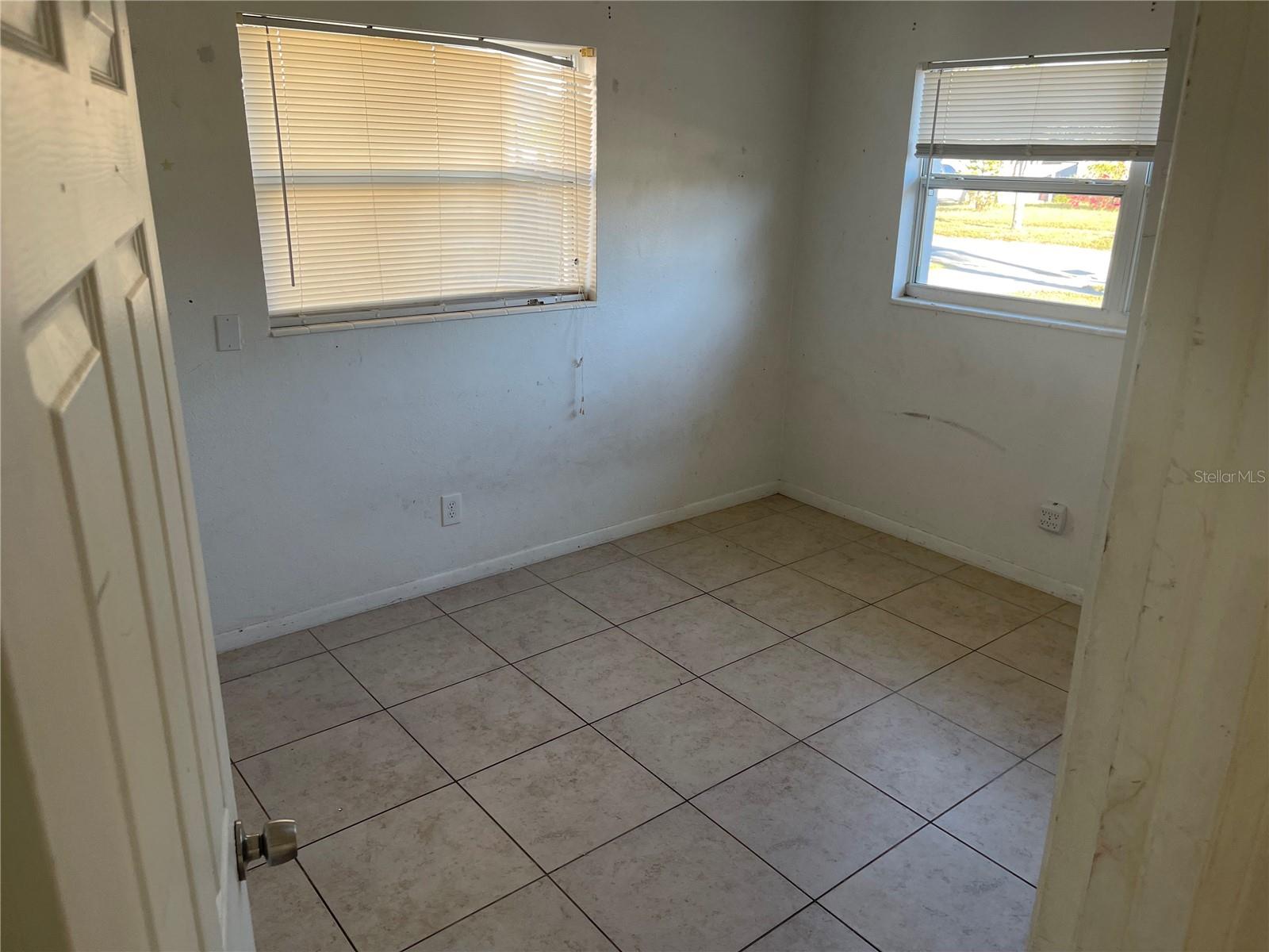 Image 8 of 10 For 3608 Wallace Avenue