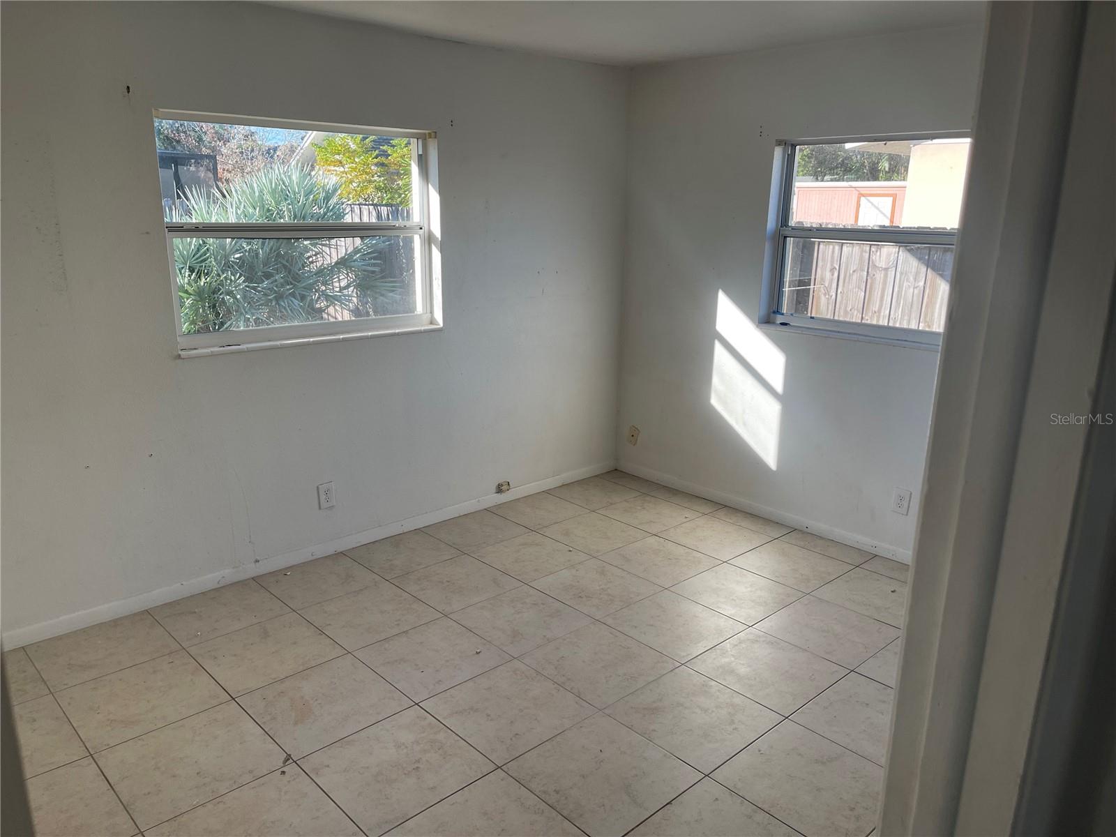 Image 9 of 10 For 3608 Wallace Avenue