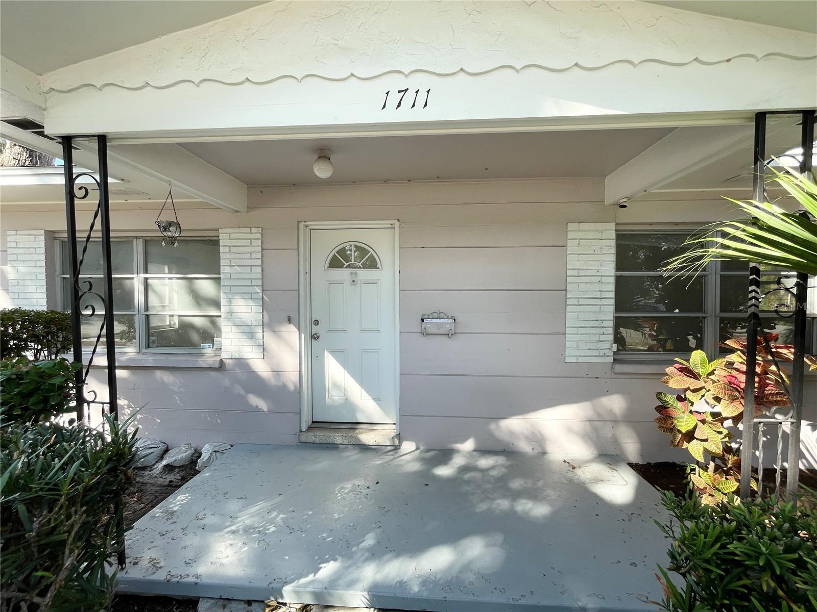 Image 2 of 22 For 1711 31st Street S