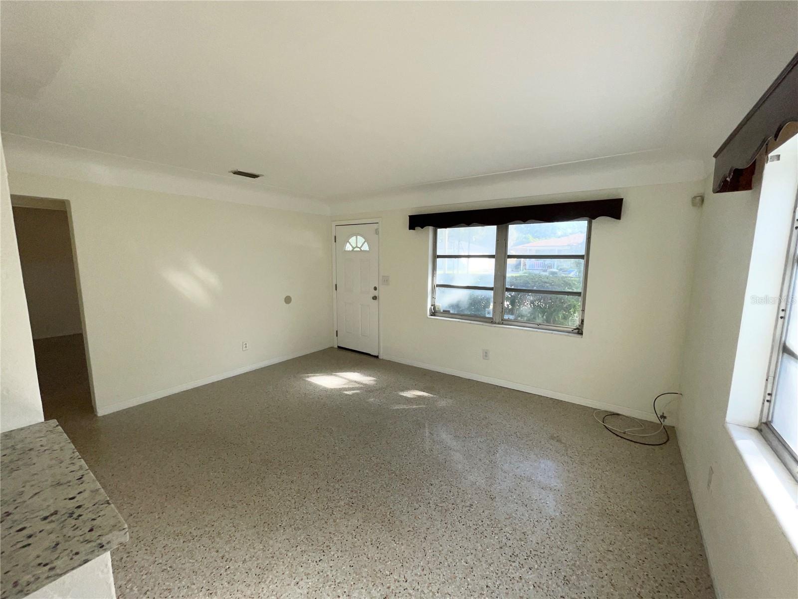 Image 5 of 22 For 1711 31st Street S