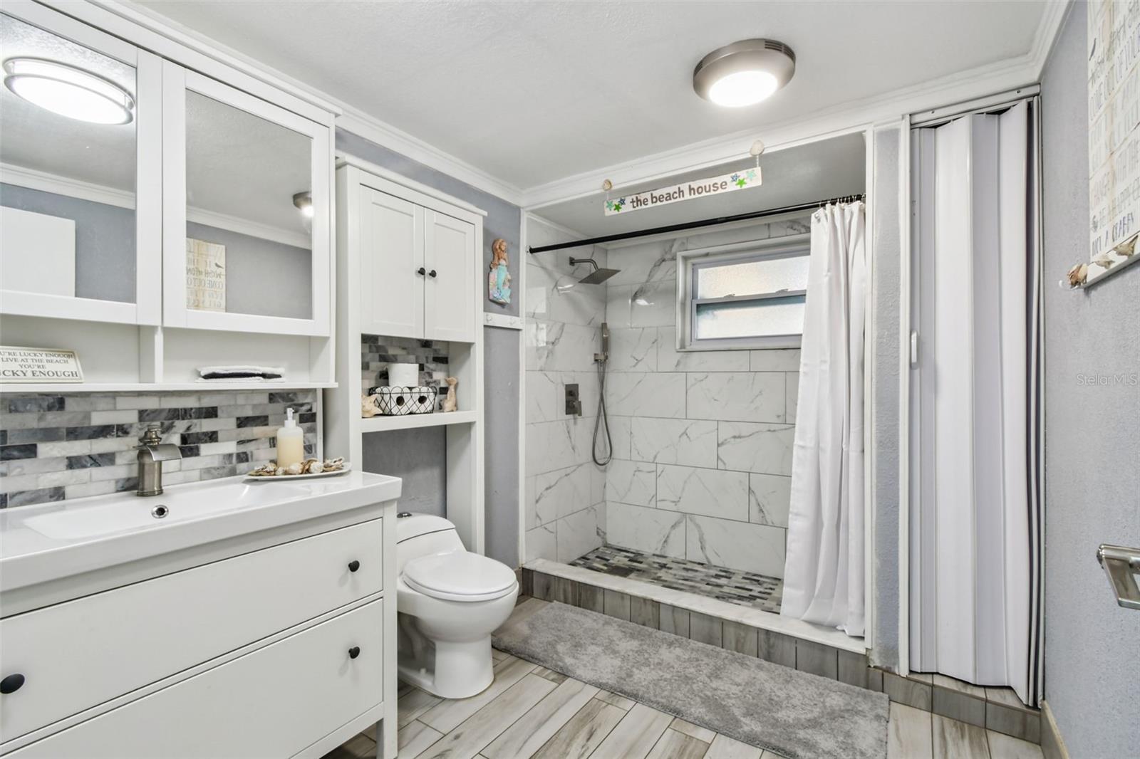 Image 13 of 66 For 3613 Minnehaha Street