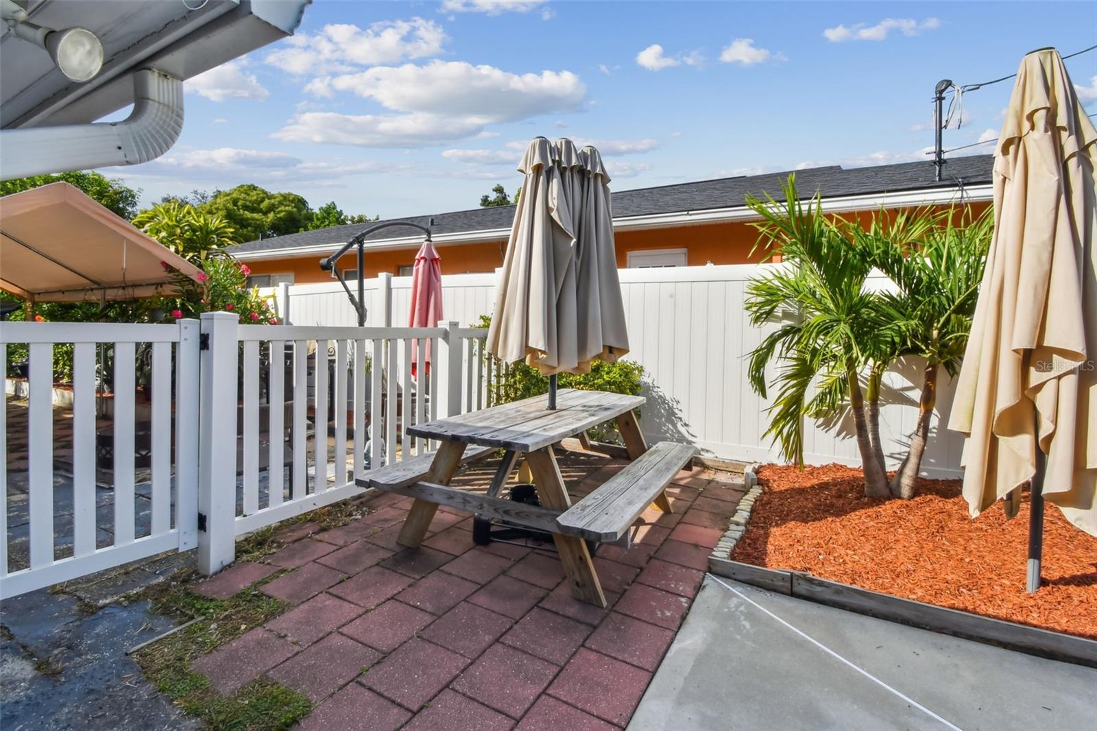 Image 31 of 66 For 3613 Minnehaha Street