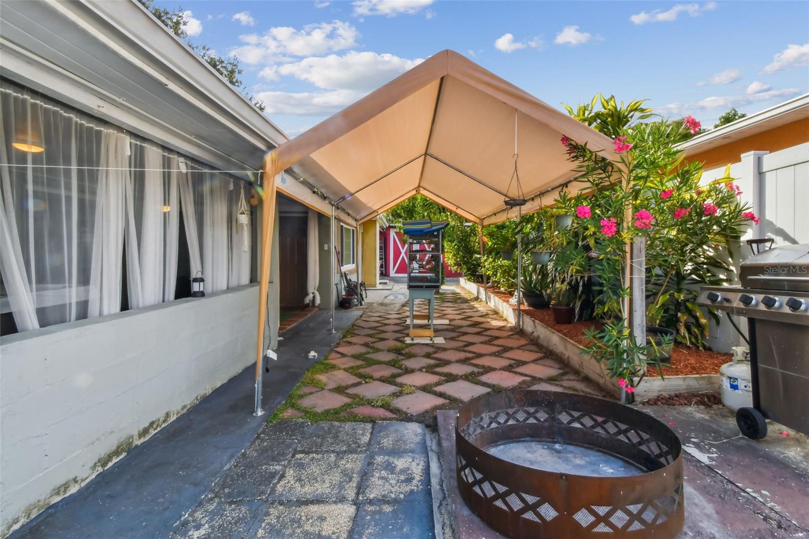 Image 33 of 66 For 3613 Minnehaha Street