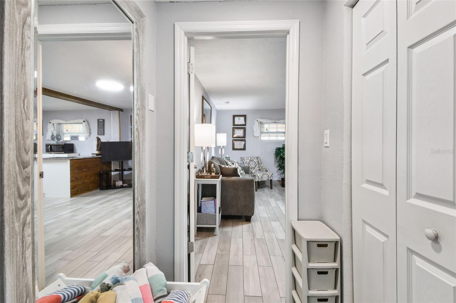 Image 38 of 66 For 3613 Minnehaha Street