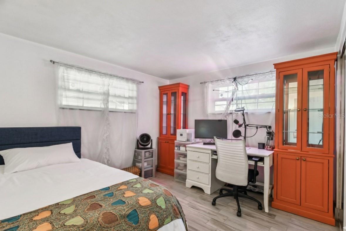 Image 57 of 66 For 3613 Minnehaha Street