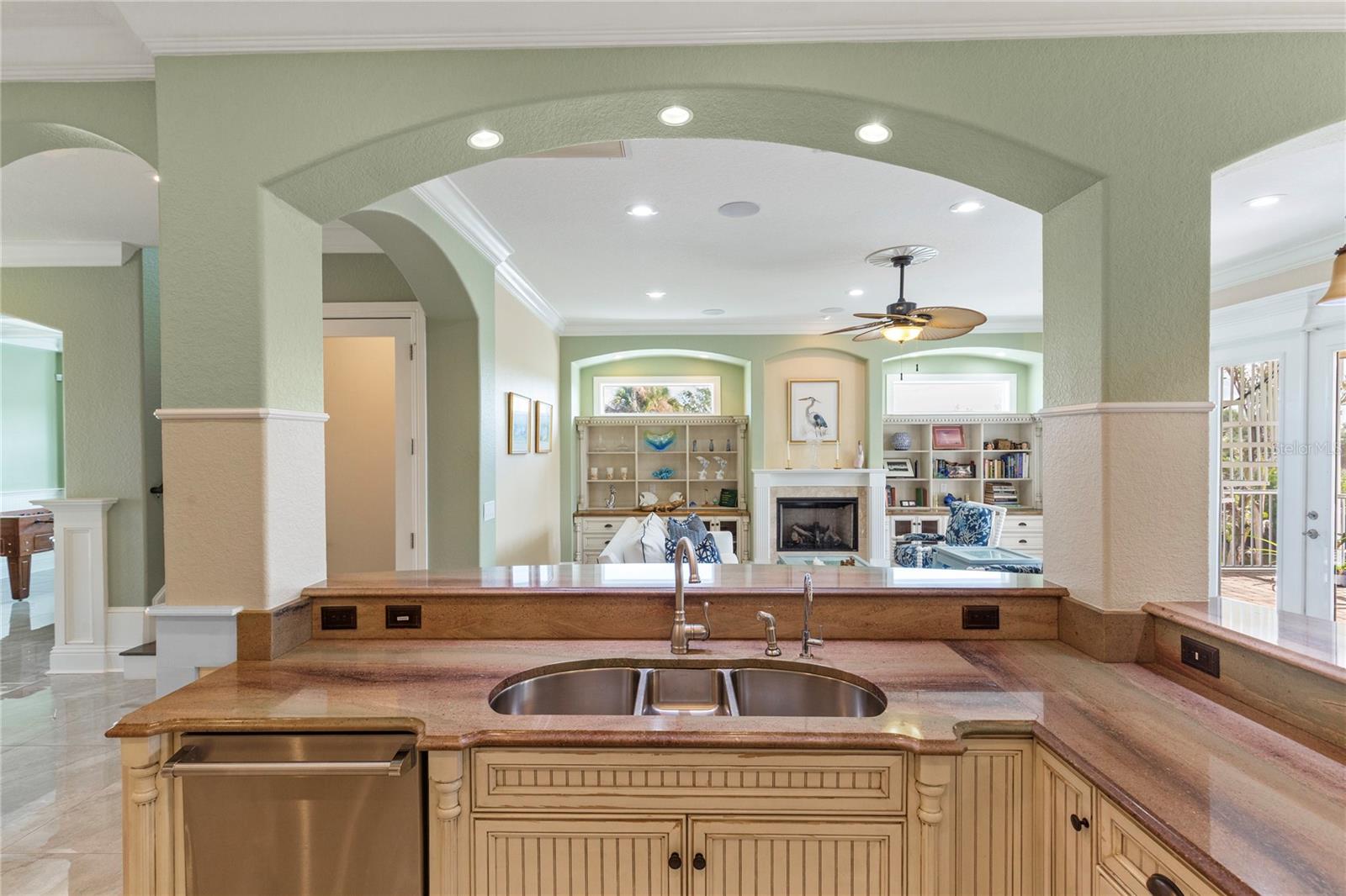 Image 12 of 100 For 3523 Shell Point Road