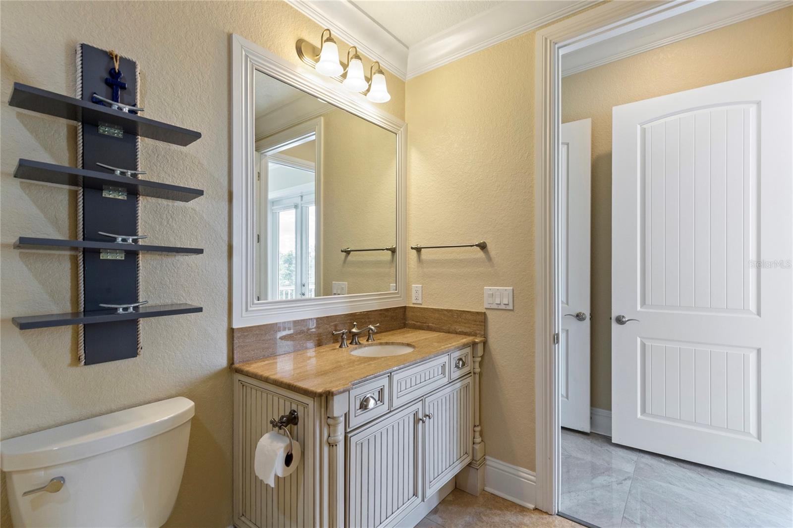 Image 21 of 100 For 3523 Shell Point Road