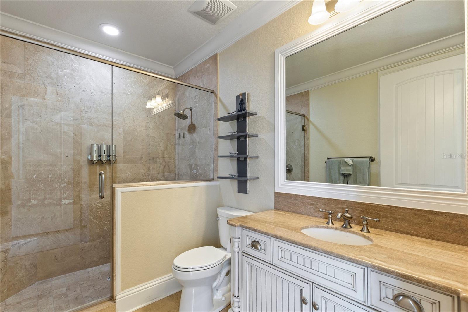 Image 22 of 100 For 3523 Shell Point Road