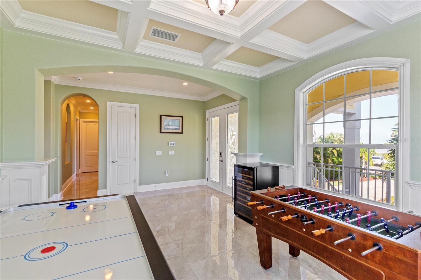 Image 25 of 100 For 3523 Shell Point Road