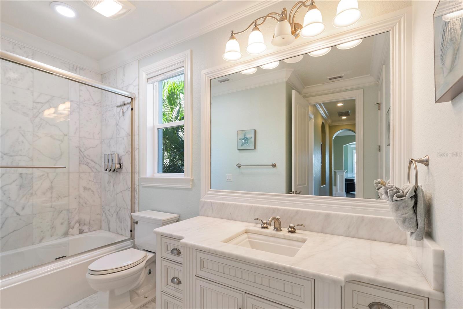 Image 33 of 100 For 3523 Shell Point Road