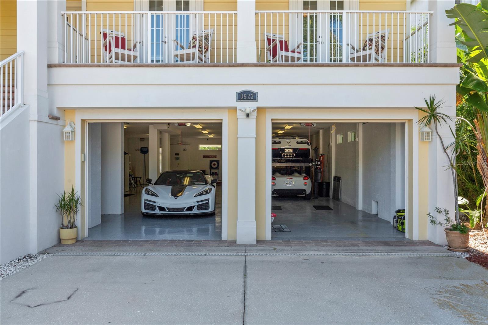 Image 66 of 100 For 3523 Shell Point Road