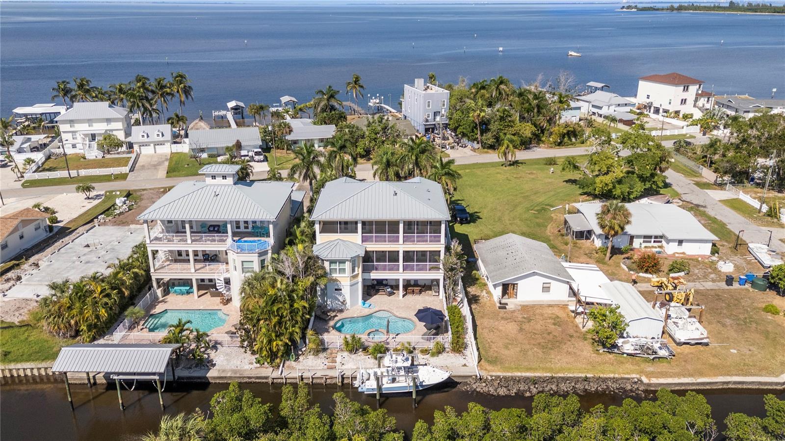 Image 72 of 100 For 3523 Shell Point Road