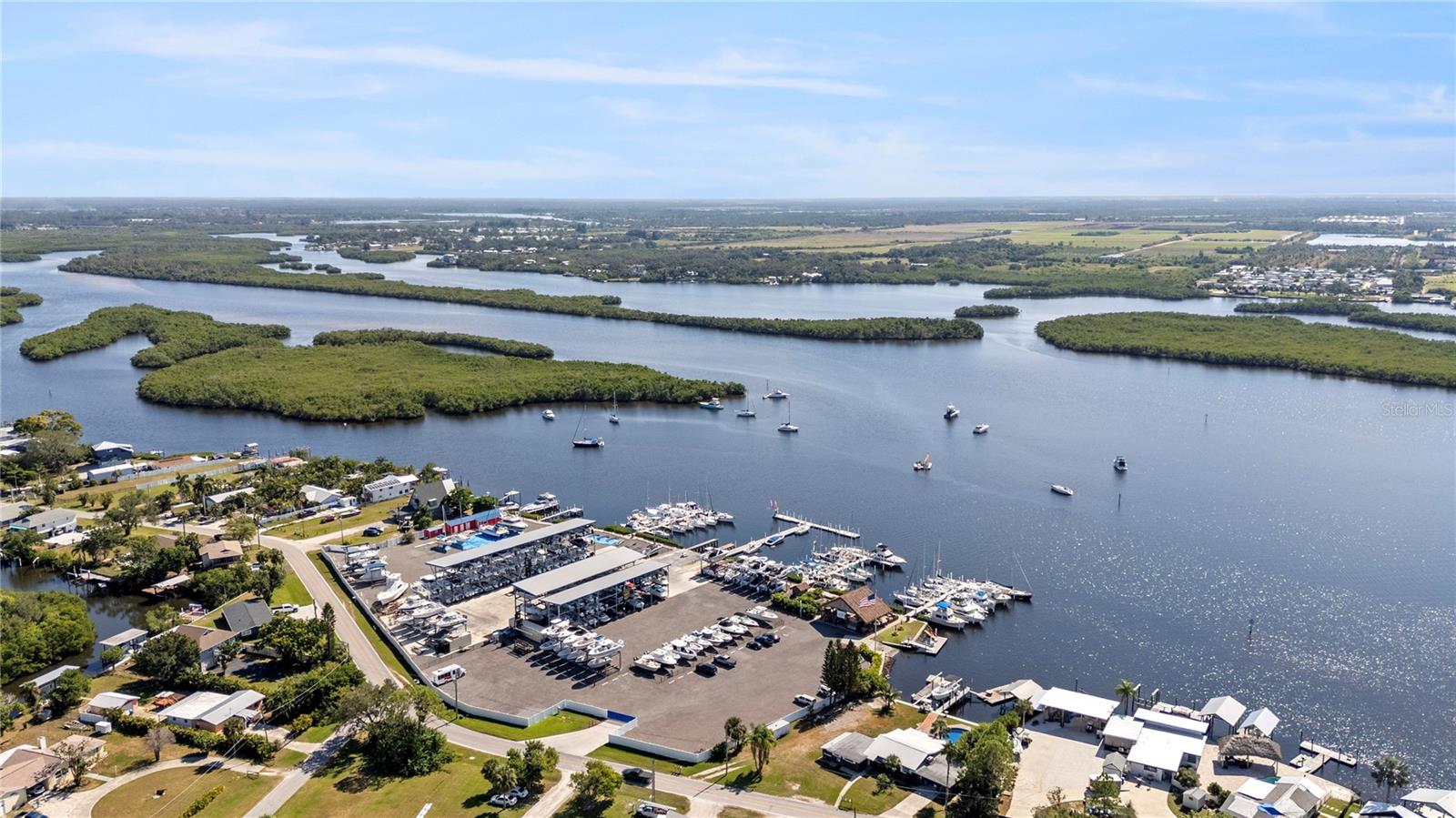 Image 77 of 100 For 3523 Shell Point Road