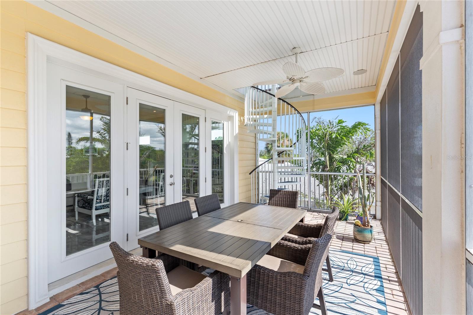 Image 8 of 100 For 3523 Shell Point Road