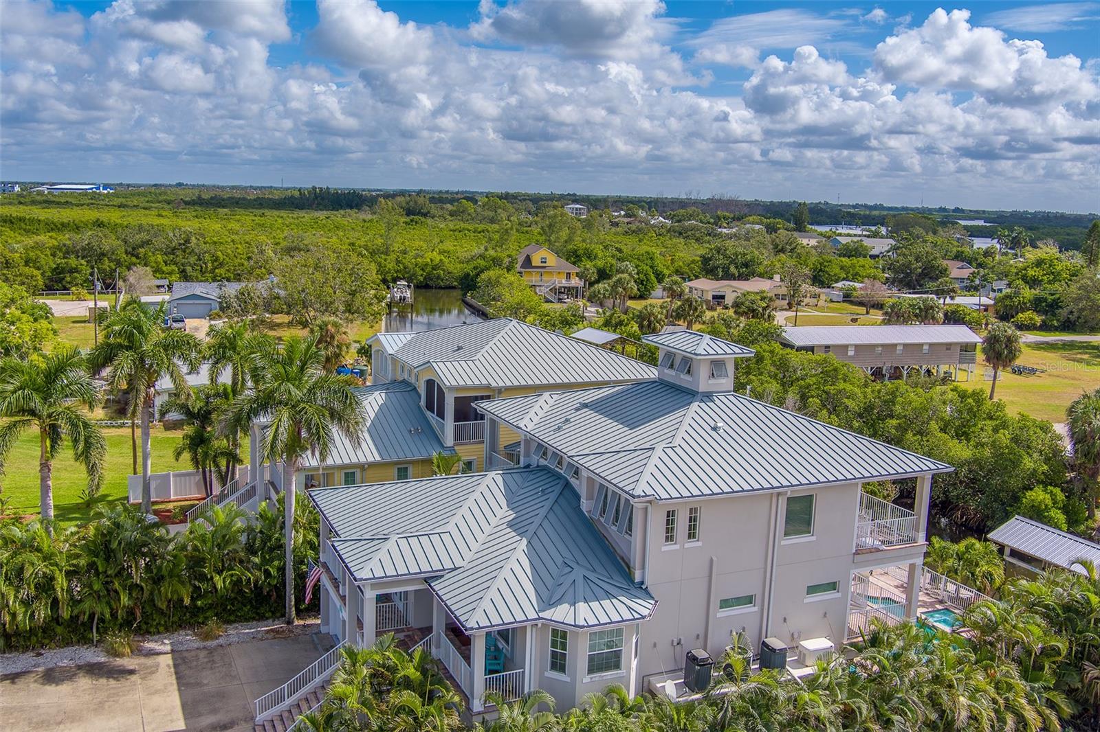 Image 93 of 100 For 3523 Shell Point Road