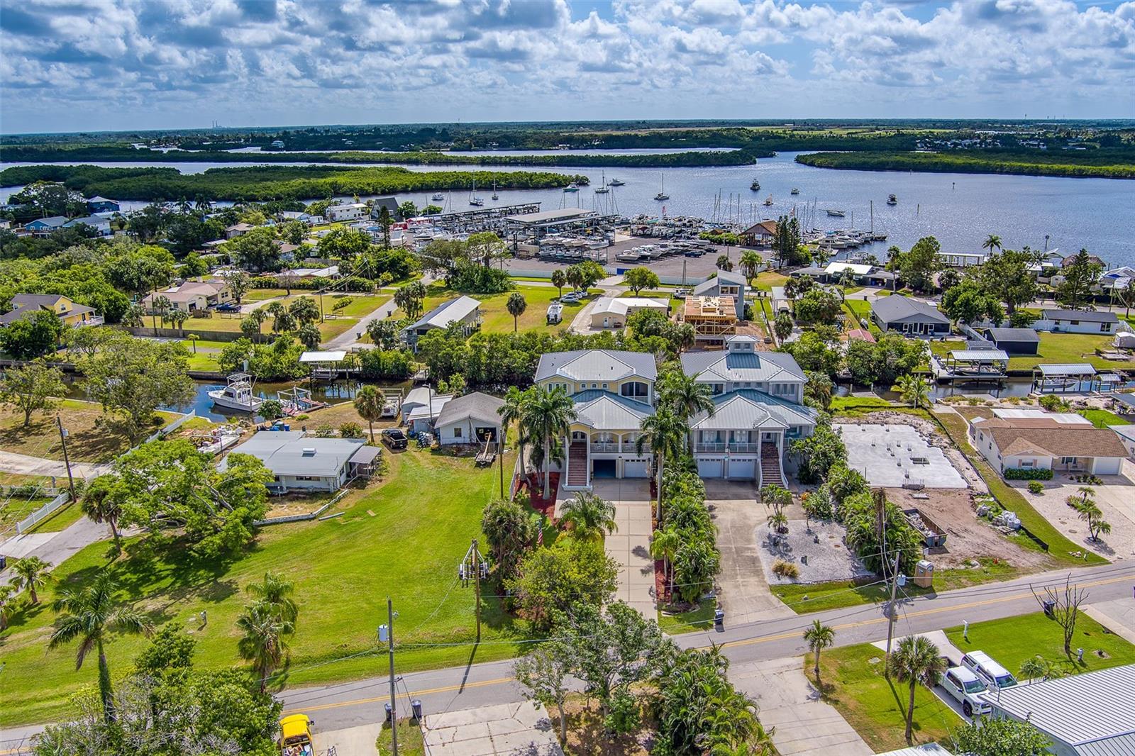 Image 95 of 100 For 3523 Shell Point Road