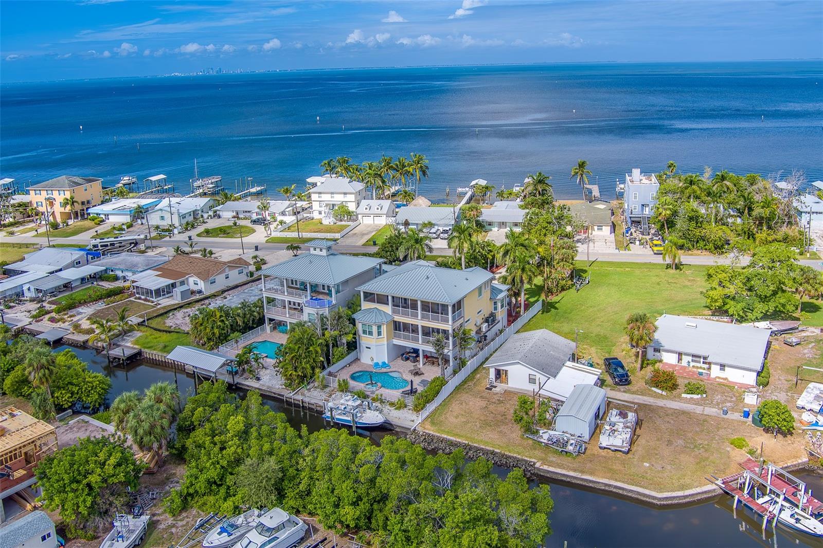 Image 99 of 100 For 3523 Shell Point Road
