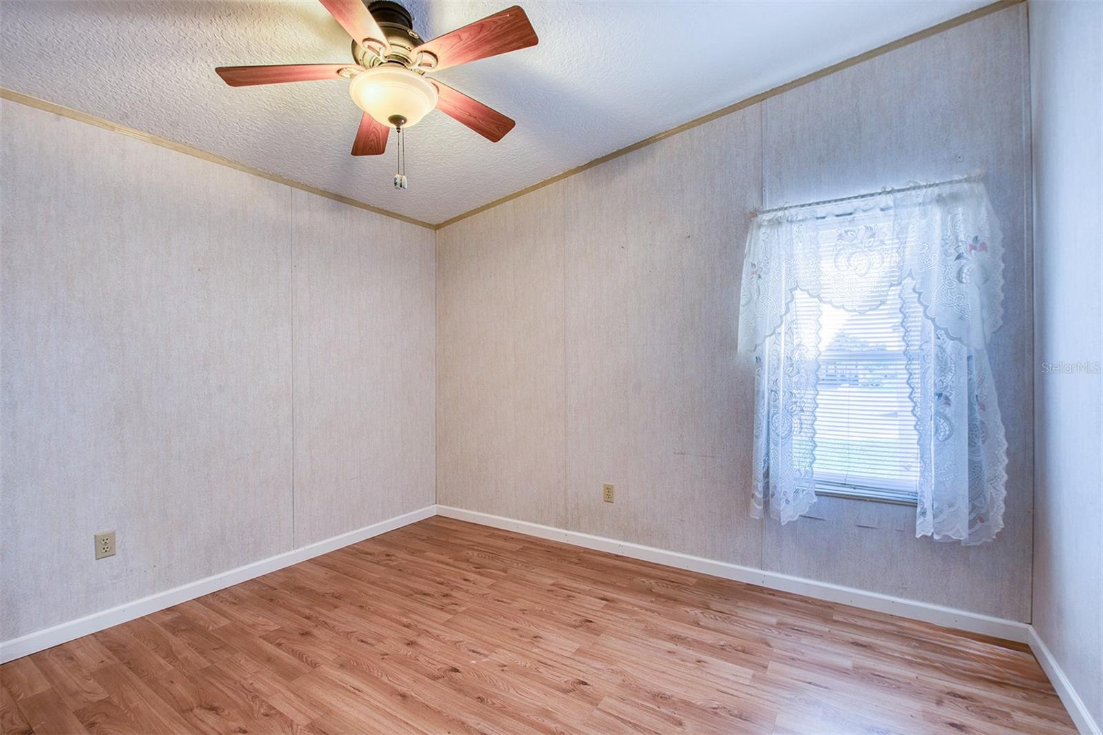 Image 22 of 38 For 403 Blue Marlin Drive