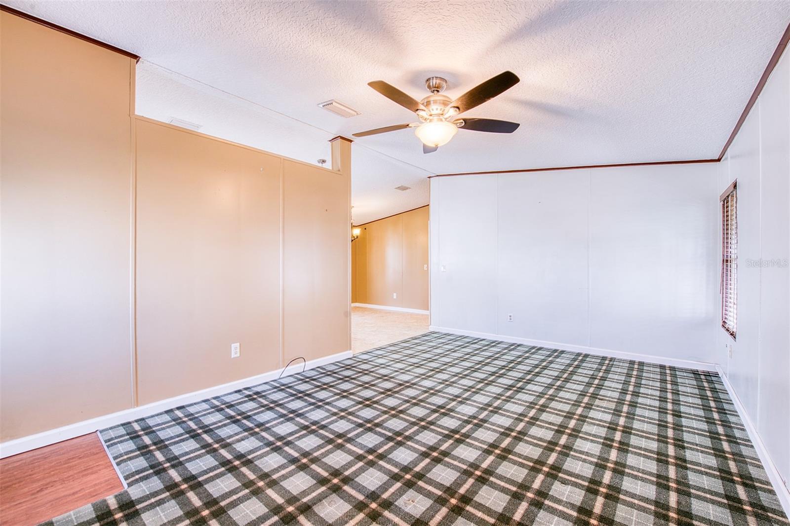 Image 5 of 38 For 403 Blue Marlin Drive