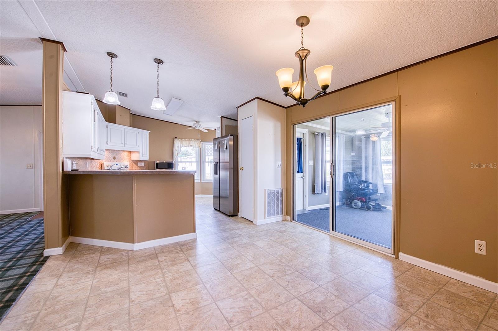 Image 7 of 38 For 403 Blue Marlin Drive