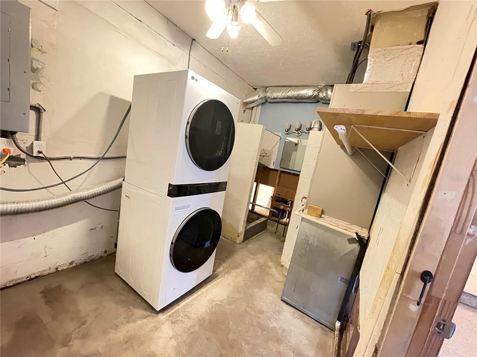 Image 16 of 36 For 601 56th Street N