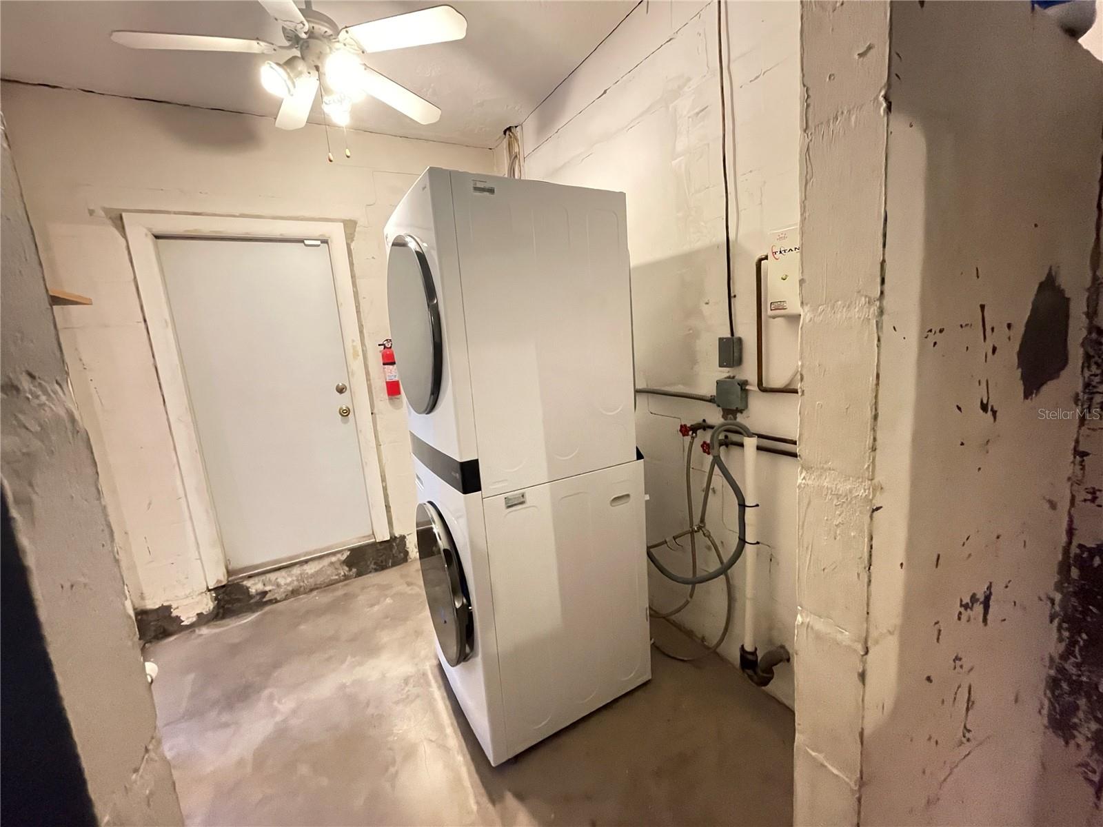 Image 17 of 36 For 601 56th Street N